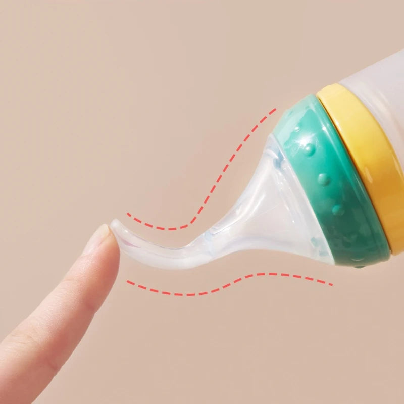 Squeezy baby bottle feeder