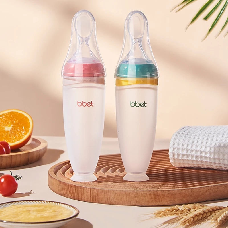 Squeezy baby bottle feeder